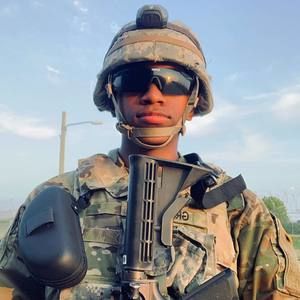 Meet your Posher, Hunter